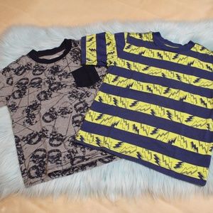 2pc Bundle Boys Size 5 Graphic Prints Tee Shirts